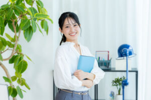 副業選びで代理店ビジネスが候補に上がるのはなぜかのイメージ