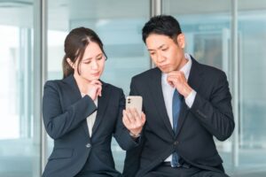 フランチャイズと代理店の違いとは？仕組み・初期費用・リスク・収益性を比較して自社に合う独立・開業モデルを徹底解説のイメージ