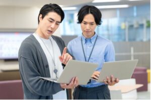 販売店と代理店の違いとは？仕組み・契約・報酬・在庫リスクを比較して自社に合う販売パートナーの選び方を徹底解説のイメージ