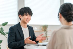 クロージングとは？代理店ビジネスで成約率を高める営業クロージングの手法・タイミング・トークの実践ポイントを徹底解説のイメージ