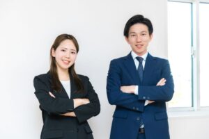 代理店ビジネスの資金繰りとは？報酬の入金サイトの仕組みと立替が発生するケース・黒字倒産を防ぐキャッシュフロー管理の実務を徹底解説のイメージ
